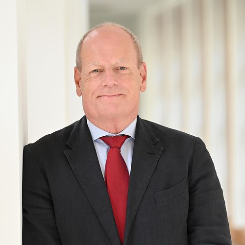 Half an Hour with... Botschafter Jens Hanefeld